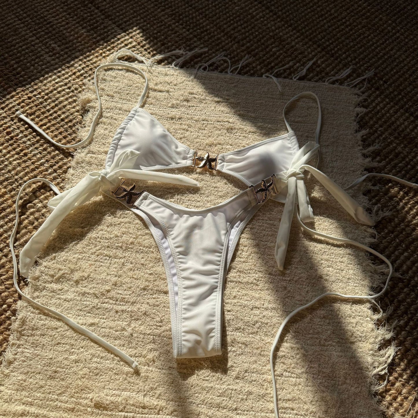 Solid Color Star Detail Neck Sling Split Bikini Swimsuit Set
